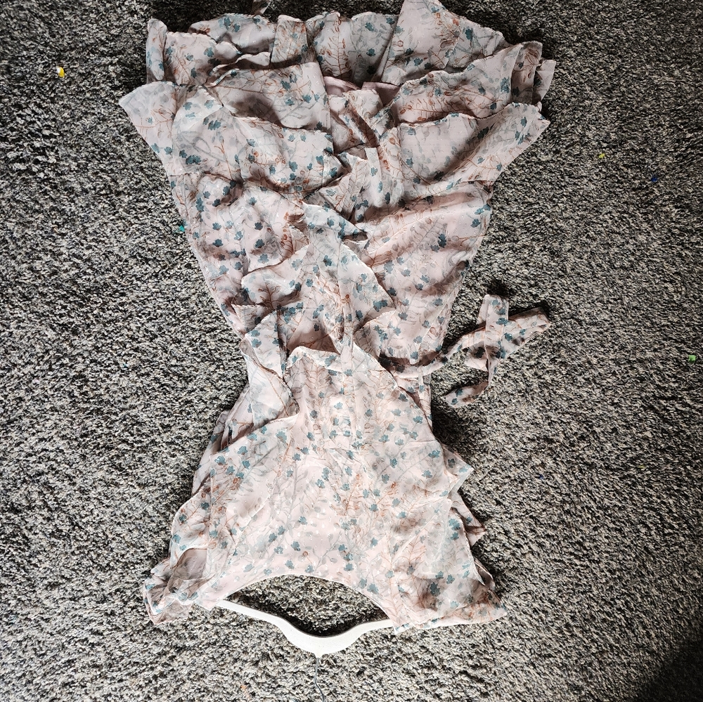 🎉 Chelsea & Violet Metallic Floral Ruffle Dress XS - Picture 8 of 12